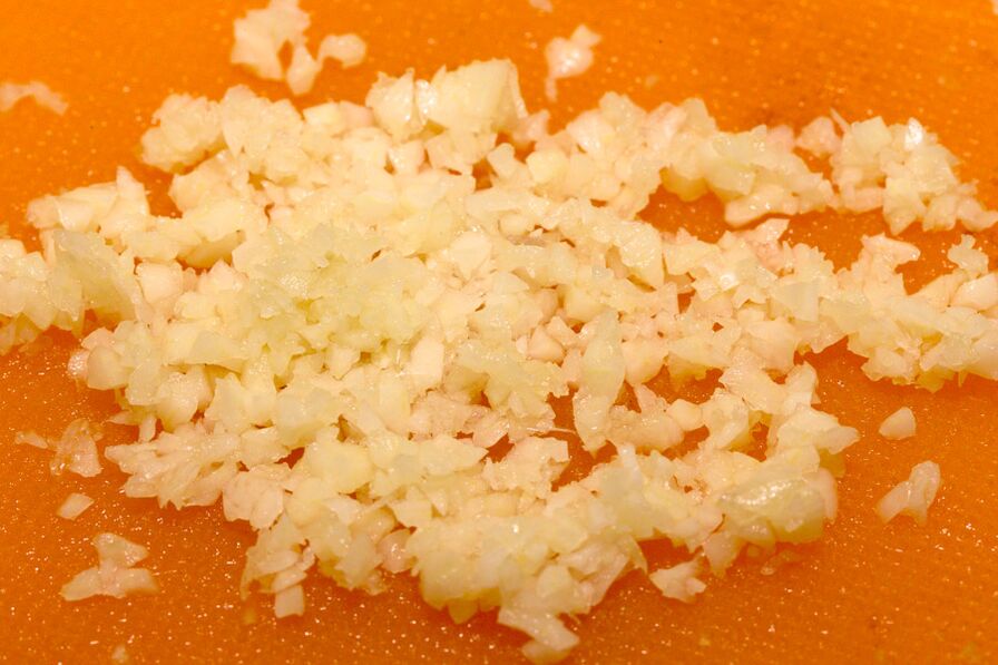 garlic to eliminate parasites